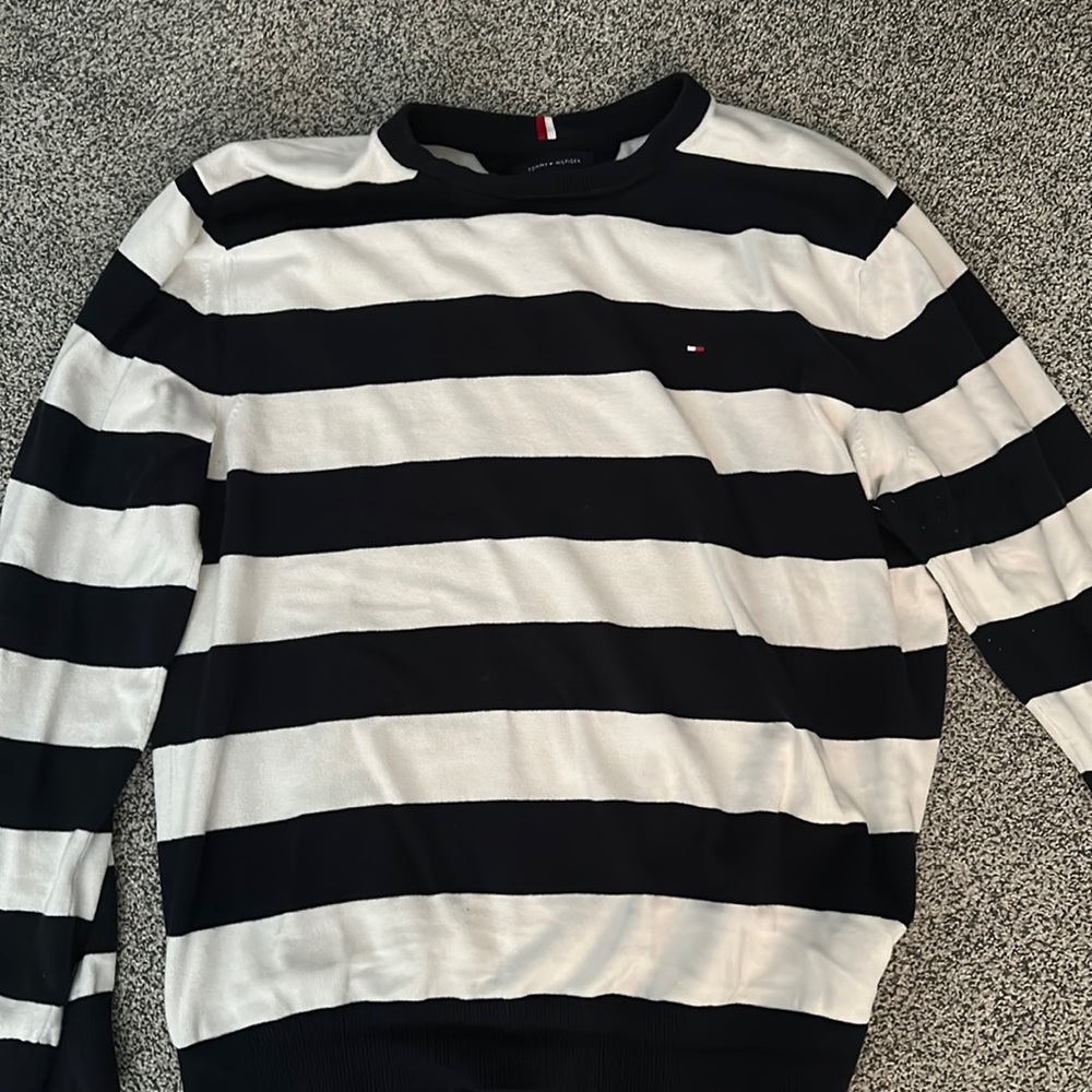 Tommy Hilfiger sweater